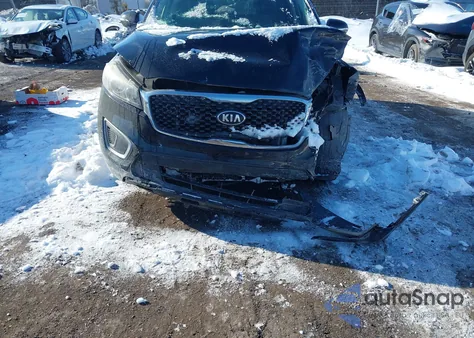 2016 Kia Sorento 2.4L L from USA, damaged, VIN 5XYPG4A3XGG068093